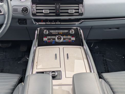 Used 2023 Lincoln Navigator L Black Label image 20