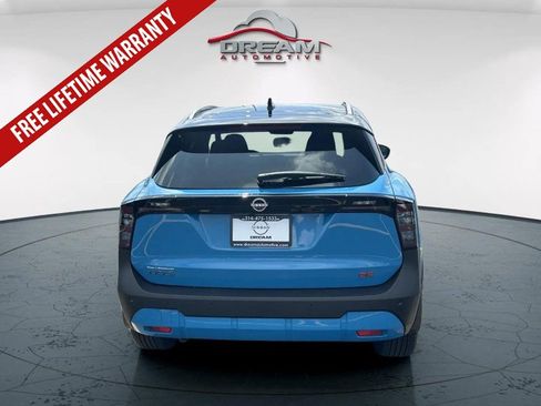 New 2026 Nissan Kicks SR w/ SR Premium Package FWD image 10