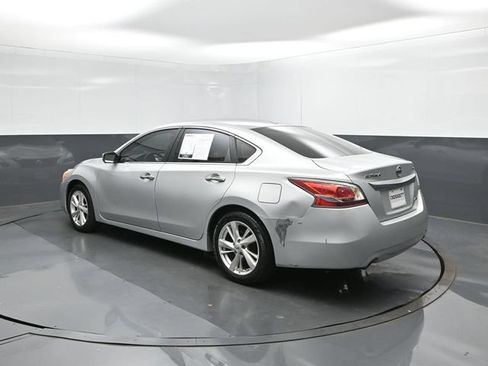Used 2014 Nissan Altima 2.5 SV FWD image 5