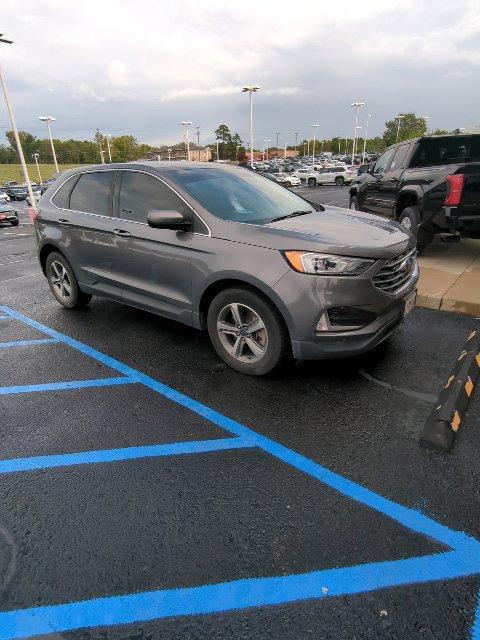 Used 2021 Ford Edge SEL w/ Convenience Package AWD/4WD image 4