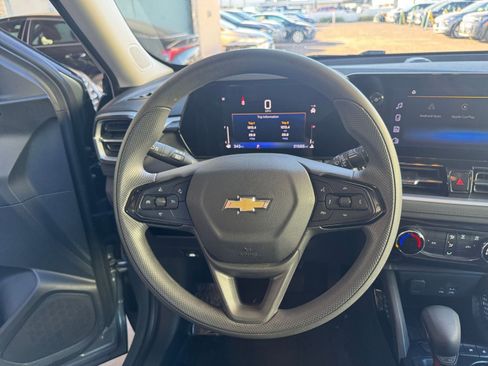 Used 2025 Chevrolet TrailBlazer LT image 25