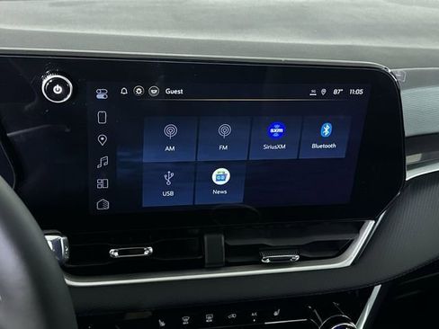 New 2026 Chevrolet Equinox LT w/ Midnight Edition FWD image 14