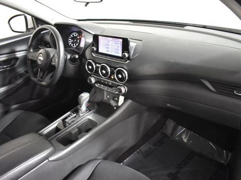 Used 2025 Nissan Sentra S FWD image 33