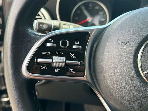 Used 2020 Mercedes-Benz GLC 300 image 33