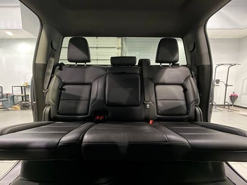 Used 2025 GMC Sierra 1500 SLT AWD/4WD image 28