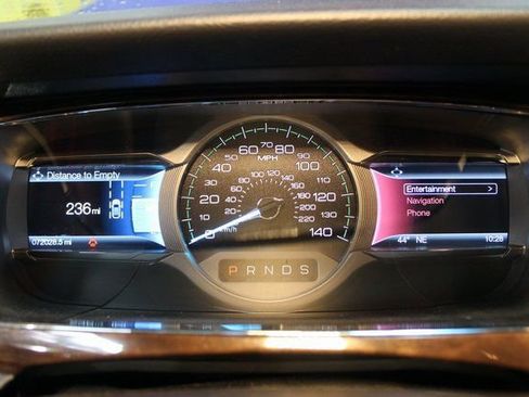 Used 2016 Ford Taurus Limited w/ Driver Assist Package image 19