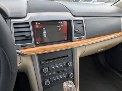 Used 2011 Lincoln MKZ w/ 101A Rapid Spec Order Code FWD image 20