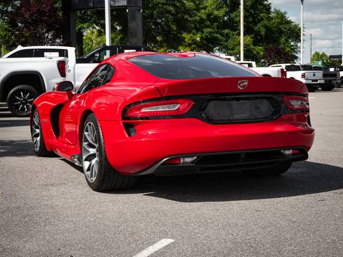 Used 2013 SRT Viper GTS w/ GTS Laguna Interior Pkg RWD image 8