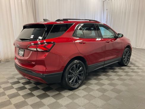 Used 2024 Chevrolet Equinox RS AWD/4WD image 2