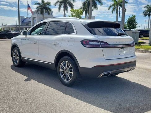 Certified 2023 Lincoln Nautilus Reserve FWD image 4