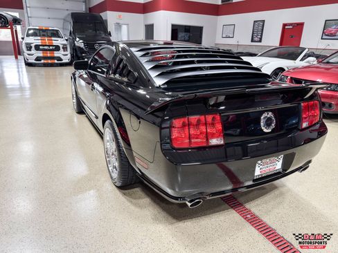Used 2007 Ford Mustang GT RWD image 38