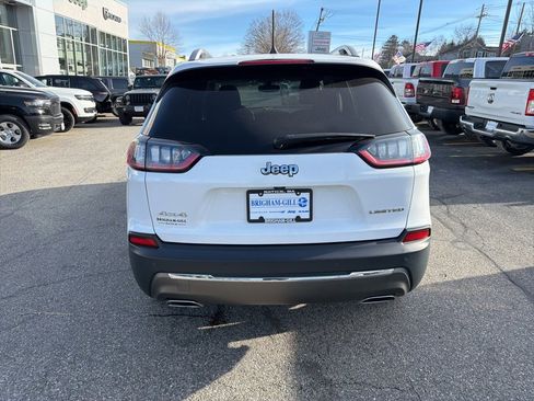 Used 2019 Jeep Cherokee Limited image 19