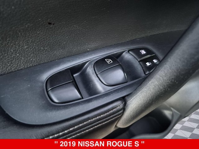 Used 2019 Nissan Rogue S AWD/4WD image 13