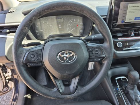 Certified 2025 Toyota Corolla LE FWD image 9
