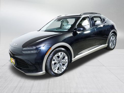 Used 2025 Genesis GV60 Advanced AWD/4WD image 3