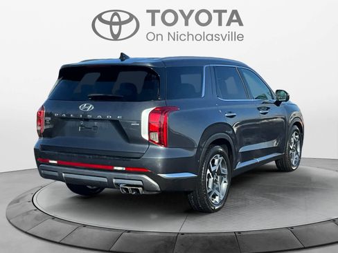 Used 2024 Hyundai Palisade Limited image 6