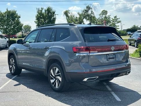 Used 2025 Volkswagen Atlas SE AWD/4WD image 5