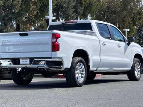 Used 2024 Chevrolet Silverado 1500 LT image 5