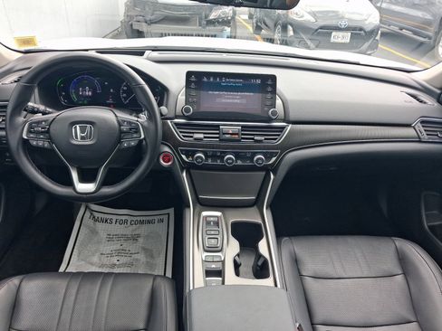 Used 2021 Honda Accord Touring image 12