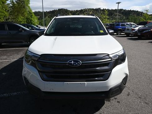 Used 2026 Subaru Forester Premium AWD/4WD image 4