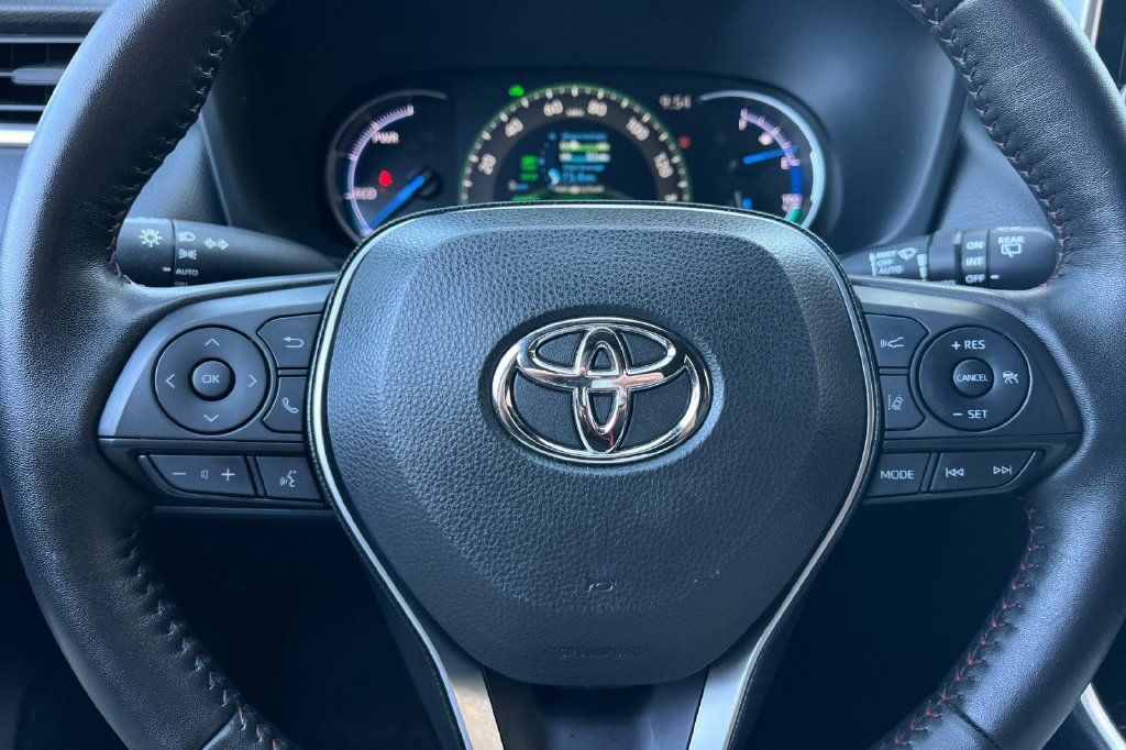Certified 2024 Toyota RAV4 SE w/ Weather & Moonroof Package AWD/4WD image 26