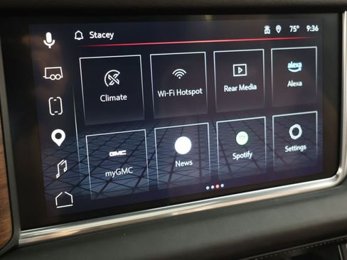 Used 2023 GMC Yukon Denali Ultimate w/ LPO, Floor Liner Package AWD/4WD image 58