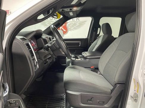 Used 2022 RAM 1500 Classic Warlock image 11