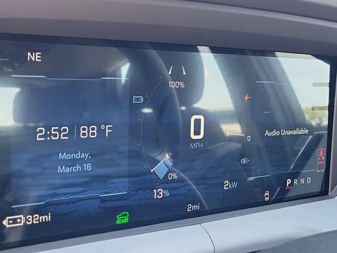 New 2027 Chevrolet Bolt LT w/ Comfort Package FWD image 23