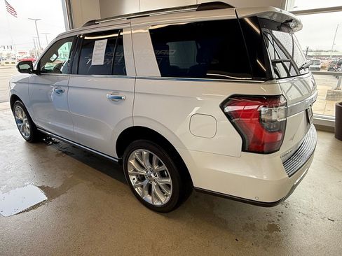 Used 2019 Ford Expedition Limited w/ Equipment Group 302A image 3