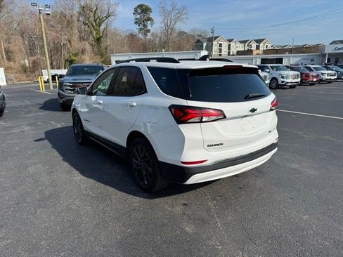 Used 2022 Chevrolet Equinox RS w/ RS Leather Package image 5