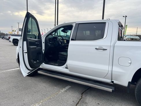 Used 2024 Chevrolet Silverado 1500 LTZ w/ LTZ Premium Package image 16
