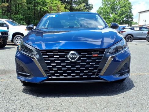 Used 2024 Nissan Altima 2.5 SR FWD image 34