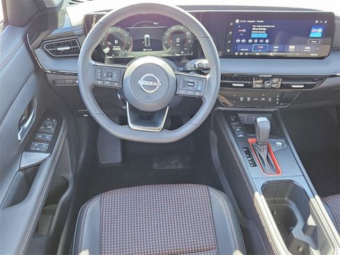 New 2026 Nissan Kicks SR image 5