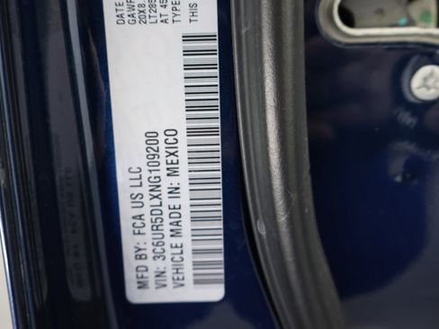 Used 2022 RAM 2500 Big Horn w/ Level C Equiment Group image 65