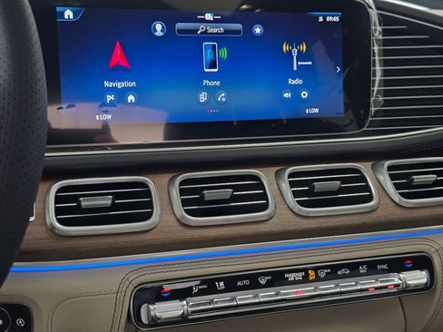 New 2026 Mercedes-Benz GLE 53 AMG 4MATIC Coupe image 14