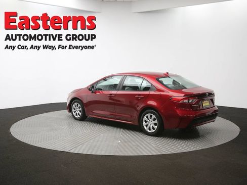 Used 2022 Toyota Corolla LE image 59