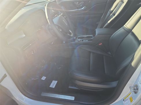 New 2026 Lincoln Corsair Premiere image 13