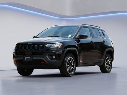 Used 2024 Jeep Compass Trailhawk