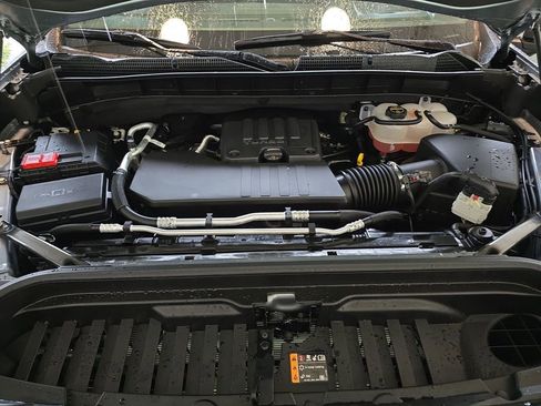 Certified 2024 GMC Sierra 1500 Elevation image 32