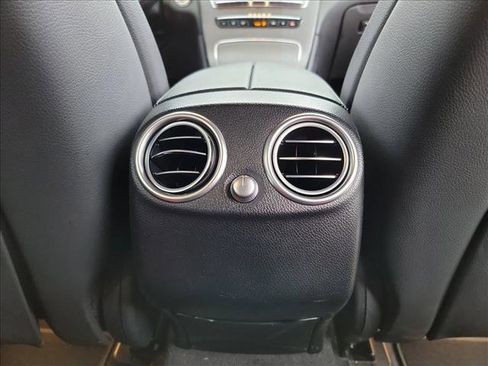 Used 2022 Mercedes-Benz GLC 300 image 14