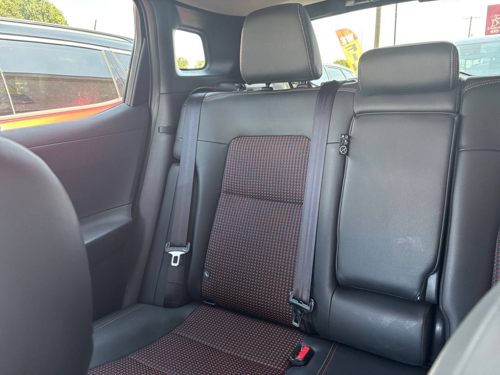 Used 2026 Nissan Kicks SR AWD/4WD image 37