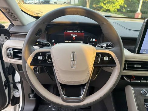 Used 2024 Lincoln Aviator Reserve w/ Equipment Group 201A AWD/4WD image 14