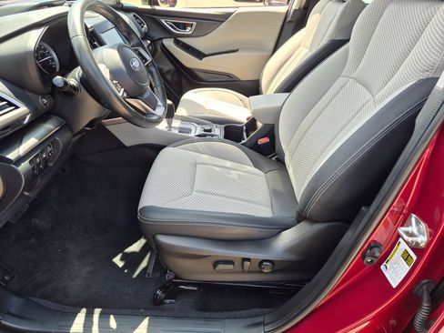 Used 2023 Subaru Forester Premium AWD/4WD image 11