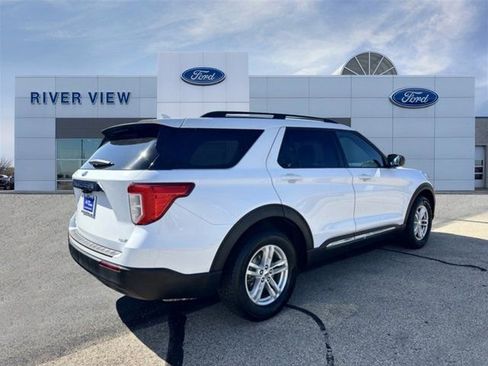Certified 2020 Ford Explorer XLT image 6