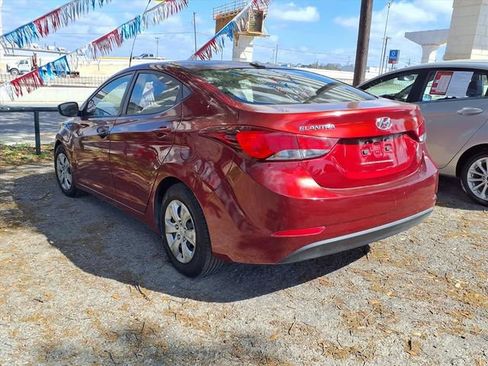 Used 2016 Hyundai Elantra SE FWD image 3