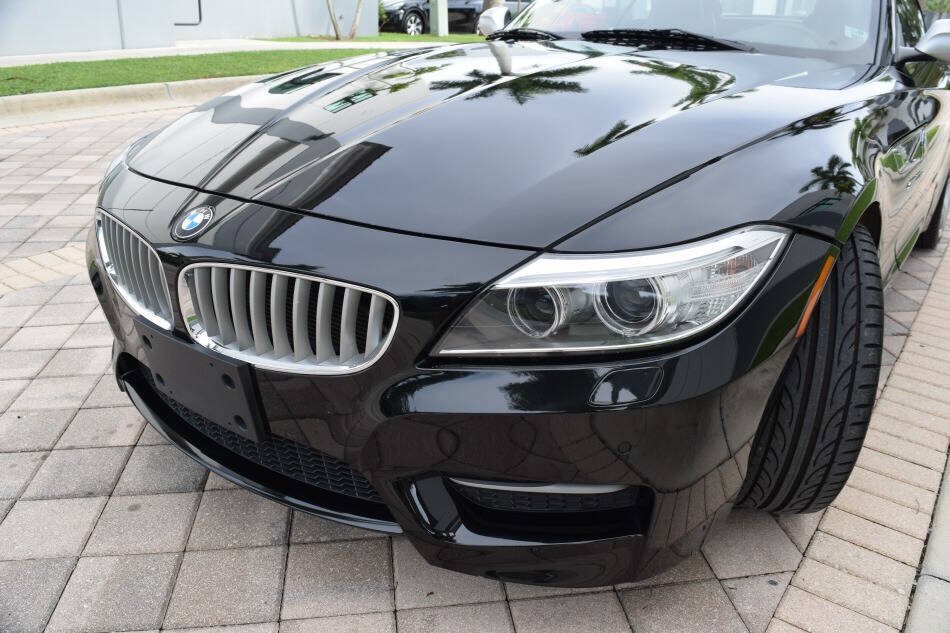Used 2014 BMW Z4 sDrive35is RWD image 11