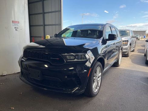 Used 2024 Dodge Durango GT image 1