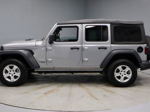 Used 2018 Jeep Wrangler Unlimited Sport S image 8