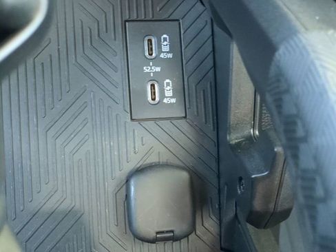 Used 2025 Toyota Tacoma SR image 20