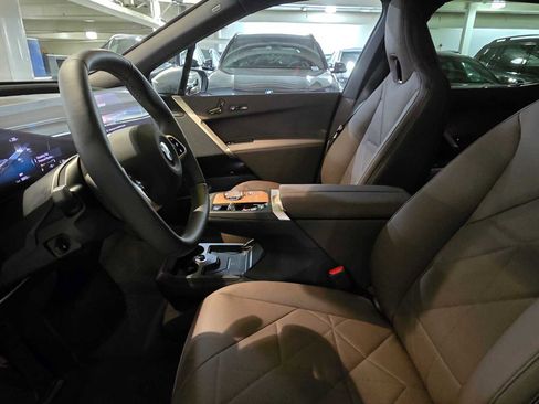 New 2026 BMW iX xDrive45 w/ Executive Package AWD/4WD image 21